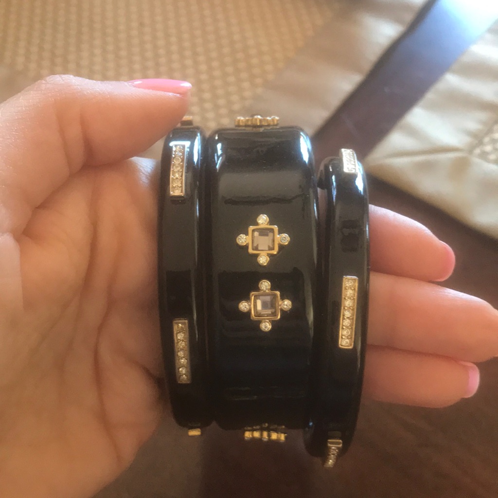 Black Bangles Set